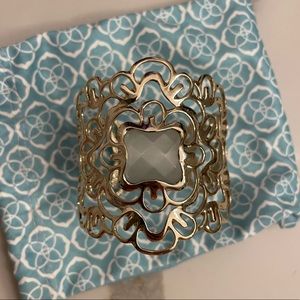 Fantastic Kendra Scott cuff / bangle bracelet with slate stone